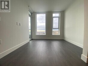 3438-3438 Sawmill Cres in Vancouver, BC - Building Photo - Building Photo