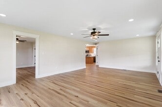 4633 Godwin Blvd in Suffolk, VA - Building Photo - Building Photo