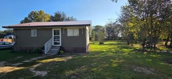 240 Grand St in Eunice, LA - Building Photo