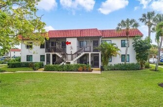 4275 27th Ct SW in Naples, FL - Foto de edificio - Building Photo