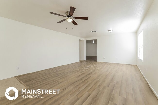 1725 W Rita Marie Dr in Tucson, AZ - Foto de edificio - Building Photo