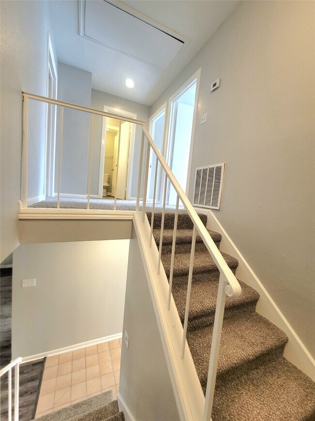 property at 5920 Arncliffe Dr