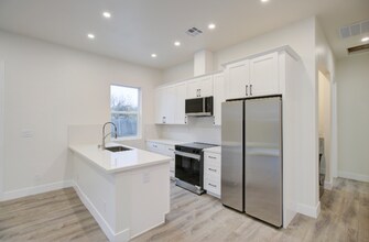 1648 Colusa Ave in Davis, CA - Foto de edificio - Building Photo