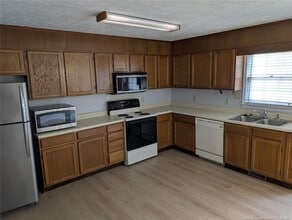 4846 Pinedale Blvd in Lumberton, NC - Building Photo - Building Photo