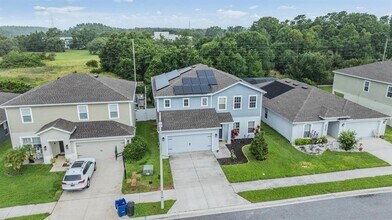 2073 BRANDING IRON Way in New Port Richey, FL - Building Photo - Building Photo