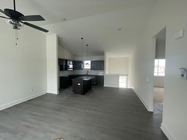 5103-5105 S Chase Cir in Wichita, KS - Foto de edificio - Building Photo