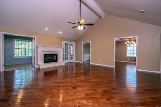 7 Brennan Ln in Little Rock, AR - Building Photo - Building Photo
