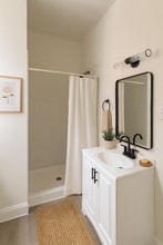 4733 Cedar Ave in Philadelphia, PA - Foto de edificio - Building Photo