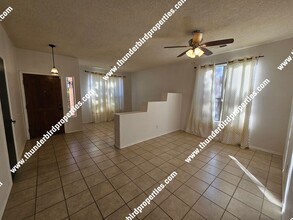 10519 Rosefinch Dr NW in Albuquerque, NM - Building Photo - Building Photo