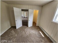 129 Mineau Ave photo'