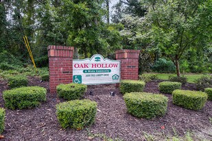 Oak Hollow Apartamentos