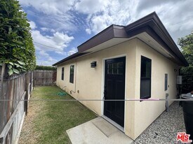 3116 W 81st St in Inglewood, CA - Building Photo