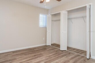 8000 Krista Lynn Ct in Orlando, FL - Building Photo - Building Photo