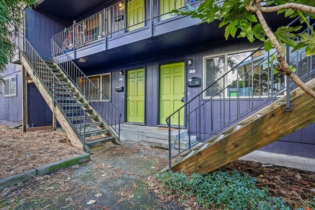 property at 127 SE 30th Pl