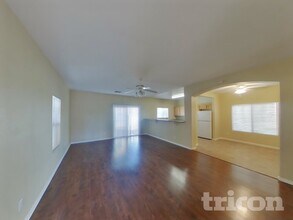 1590 Johnny Loftus Ct in Las Vegas, NV - Building Photo - Building Photo