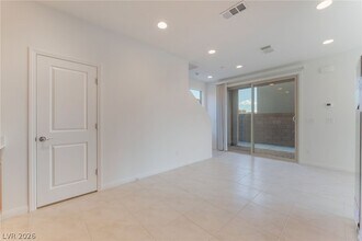 11668 Golden Oriole Ave in Las Vegas, NV - Building Photo - Building Photo