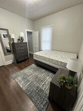 704 N Lincoln Ave in Urbana, IL - Building Photo - Building Photo