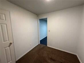 269 E Pickens Rd in Pea Ridge, AR - Foto de edificio - Building Photo