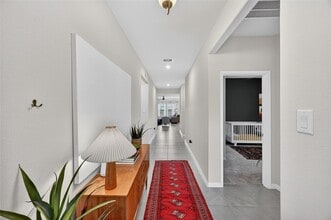 10109 Waterwall Ln in Texas City, TX - Foto de edificio - Building Photo