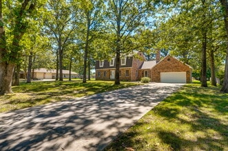 612 E Glendale St in Aurora, MO - Building Photo - Building Photo