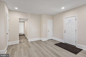 213 Chester Ave in Moorestown, NJ - Building Photo - Building Photo