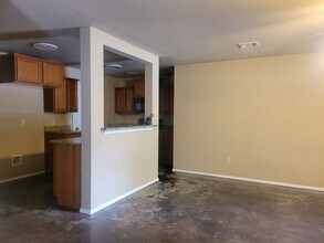 2712 Steve's Way in Amarillo, TX - Building Photo - Building Photo