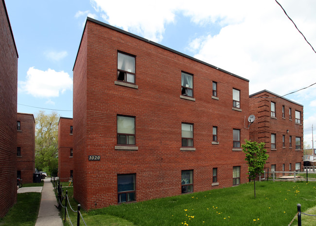 1020 O'connor Dr in Toronto, ON - Building Photo - Building Photo