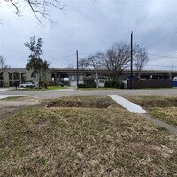 6810 Bleker St photo'