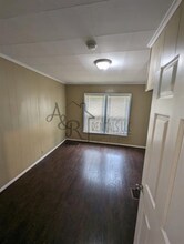 114 W Washington St in Pittsburg, KS - Building Photo - Building Photo