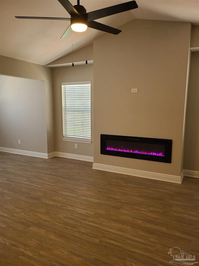 501 E Burgess Rd in Pensacola, FL - Building Photo - Building Photo