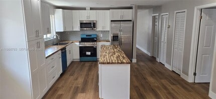 191 NW 60th Ave in Miami, FL - Building Photo - Building Photo
