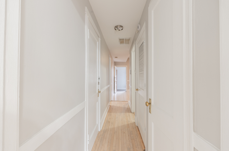 2235 W Fullerton Ave in Chicago, IL - Building Photo