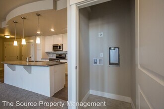 2715 Iowa Dr-Unit -Apt 202 in Fort Collins, CO - Foto de edificio - Building Photo