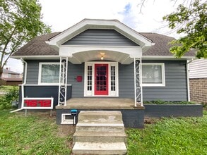 1612 Pennsylvania Ave in Steubenville, OH - Building Photo - Building Photo