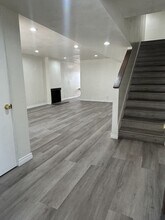 400 S Garfield Ave in Alhambra, CA - Building Photo - Building Photo