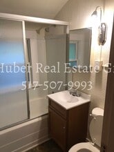 1443 Roselawn Ave in Lansing, MI - Building Photo - Building Photo