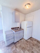 234 E 32nd St in Tucson, AZ - Building Photo