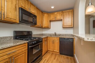 123 Highland Ave, Unit 32 in Somerville, MA - Building Photo
