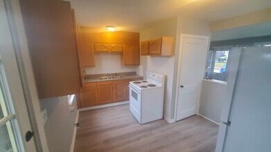 170 W Sumner Ave in Martinsville, IN - Building Photo - Building Photo