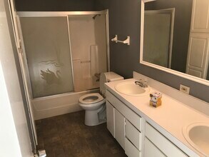 1814 Buck St in Gainesville, TX - Building Photo - Building Photo