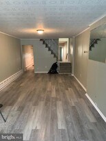 217 E Mahanoy St in Mahanoy City, PA - Building Photo