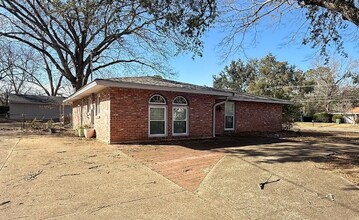 341 N Burbank Dr in Montgomery, AL - Building Photo - Building Photo