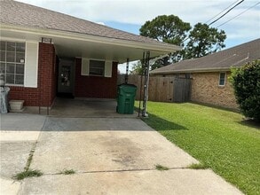 5008 Academy Dr in Metairie, LA - Building Photo - Building Photo
