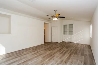 829 Beefeater Pl in North Las Vegas, NV - Building Photo - Building Photo