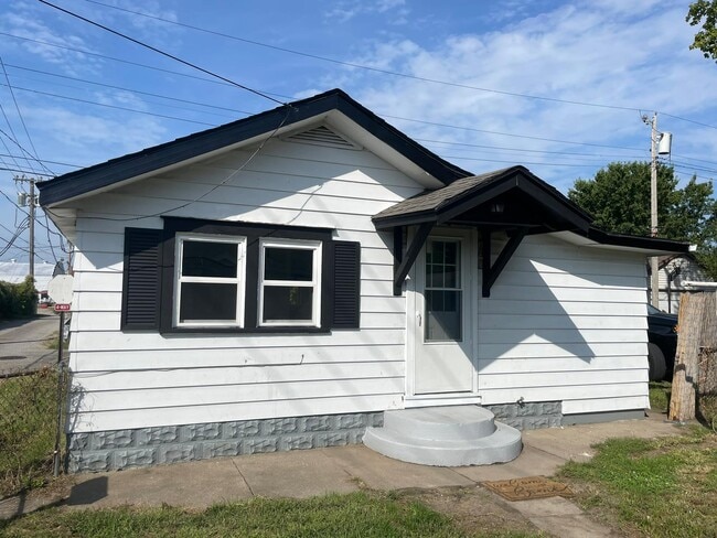 property at 113 Monmoor Ave