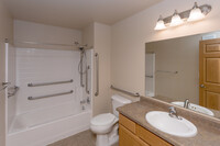 Southwood Apartments in Minot, ND - Foto de edificio - Interior Photo