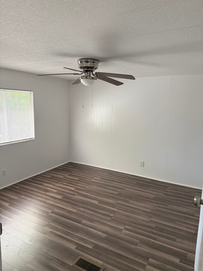 property at 16916 Bachmann Ave
