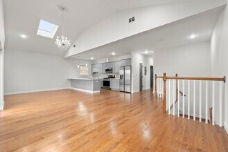 41 E 16th St in Bayonne, NJ - Building Photo - Building Photo