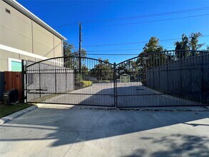 6712 Parker Oaks Ln in Houston, TX - Building Photo - Building Photo