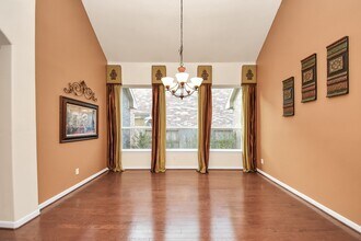 5623 Maverick Bend Lane in Missouri City, TX - Foto de edificio - Building Photo